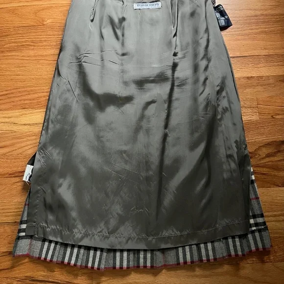 Vintage Burberry's Nova Check long wool drop pleated skirt women’s UK 10/US 4-6 - Picture 8 of 11